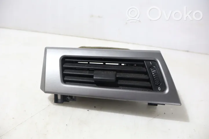 BMW 5 E60 E61 Copertura griglia di ventilazione laterale cruscotto 