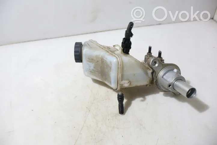 Opel Corsa E Główny cylinder hamulca 