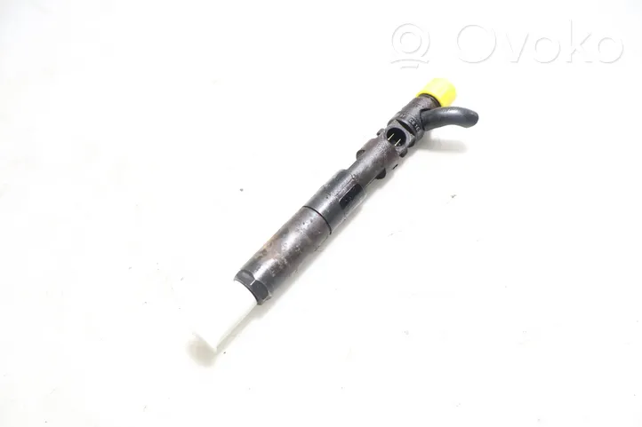 Renault Clio III Injecteur de carburant EJBR05102D