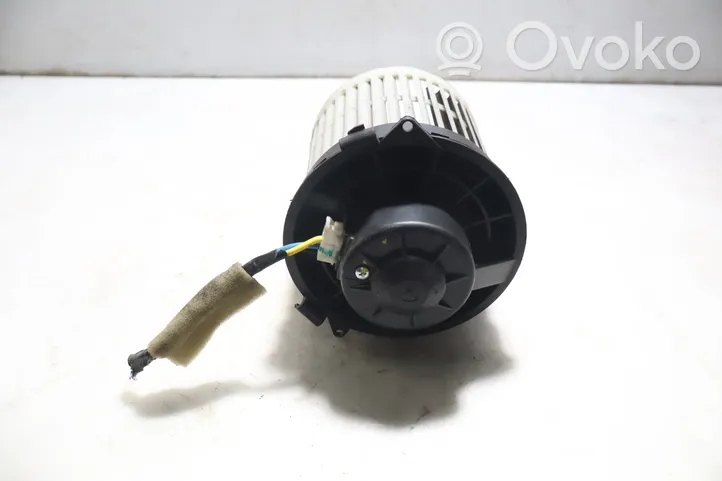 Nissan Micra Pečiuko ventiliatorius/ putikas 