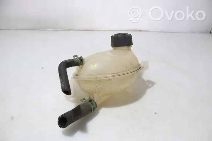 Renault Captur Coolant expansion tank/reservoir 