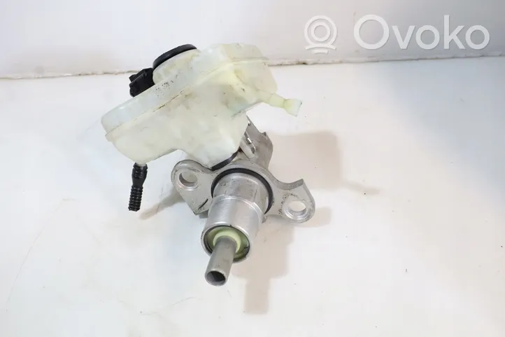 Audi A4 S4 B8 8K Master brake cylinder 