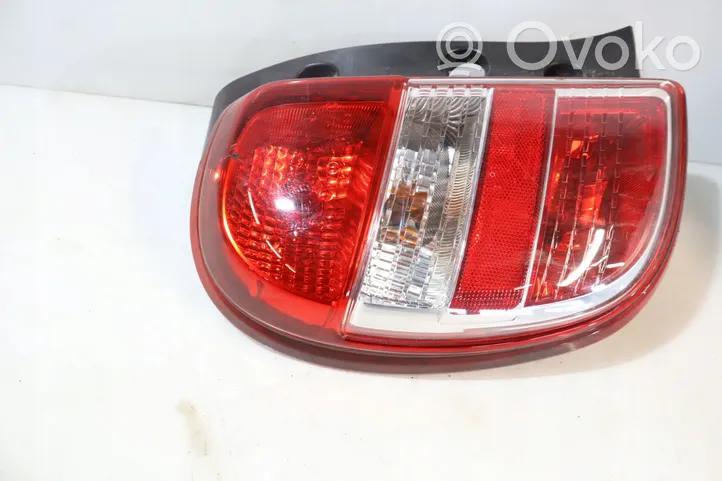Nissan Micra Задний фонарь в кузове 89050366