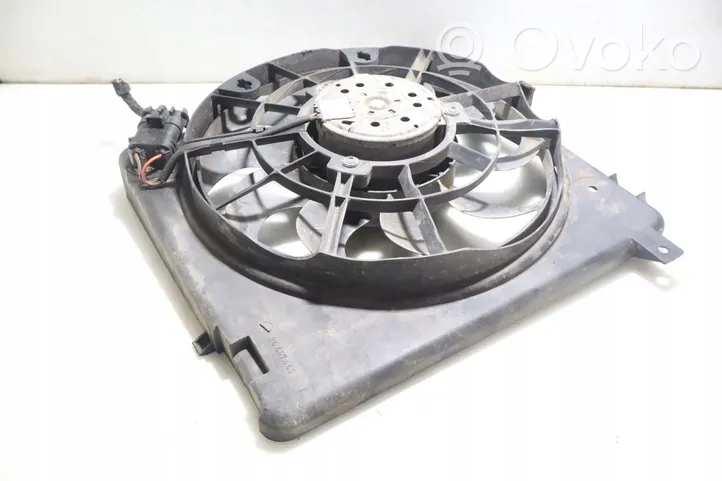 Opel Zafira B Ventilateur, condenseur de climatisation 0130303957