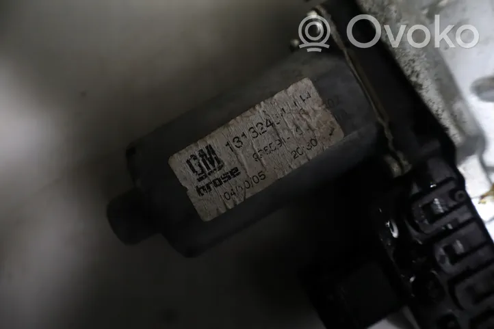 Opel Zafira B Mechanizm podnoszenia szyby przedniej bez silnika 