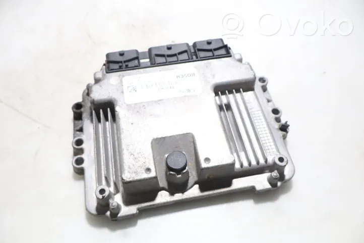 Ford Focus Galios (ECU) modulis 0281015242