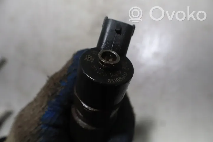 Opel Zafira B Injecteur de carburant 0445110165