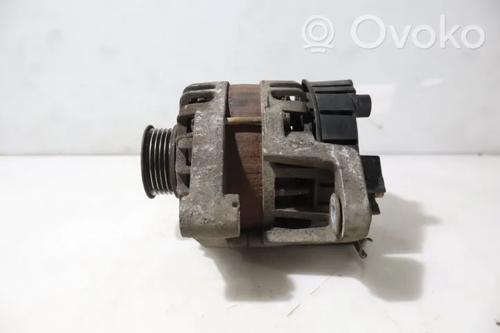 Opel Astra G Generatore/alternatore 