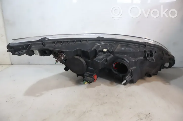 Citroen C4 I Lampa przednia 