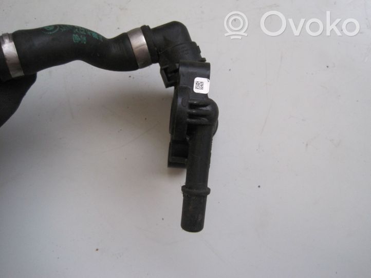 BMW X5 F15 Tubo flessibile del liquido di raffreddamento del motore 8518749