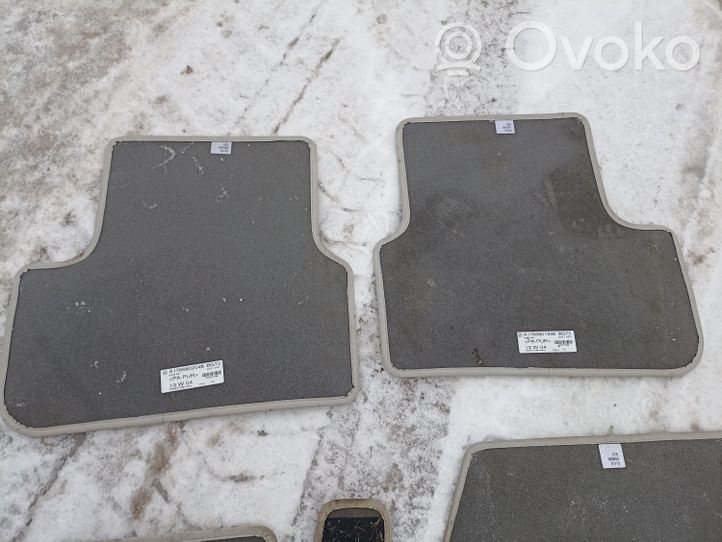 Mercedes-Benz A W176 Kit tapis de sol auto A1766801948