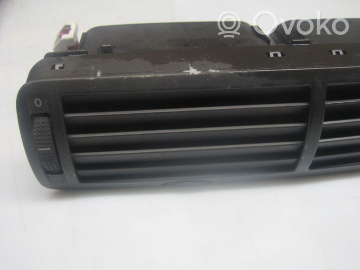 Porsche Cayenne (92A) Griglia di ventilazione centrale cruscotto 3B0819728A