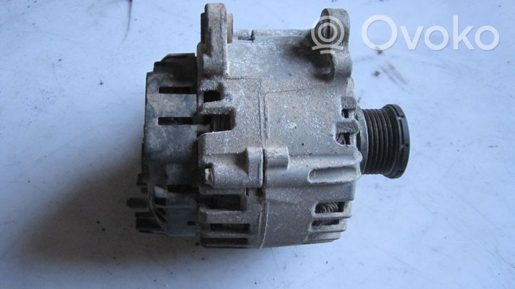 Volkswagen Amarok Generatore/alternatore 03L903024S