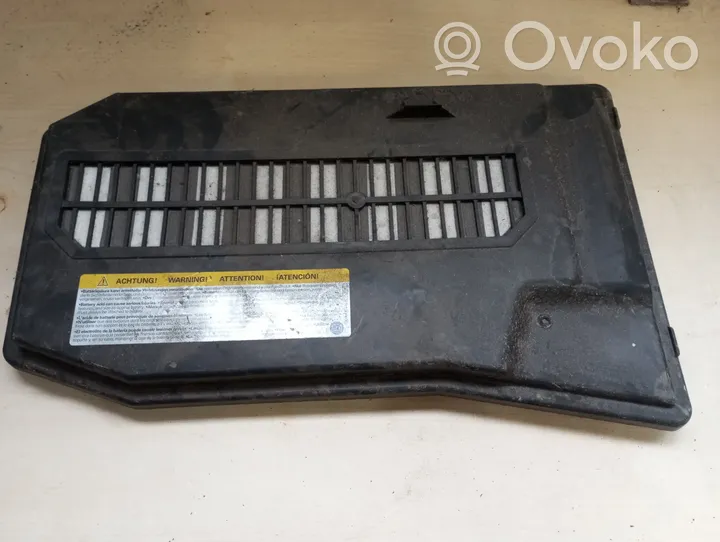 Porsche Cayenne (92A) Couvercle de boîtier de batterie 7L0864643