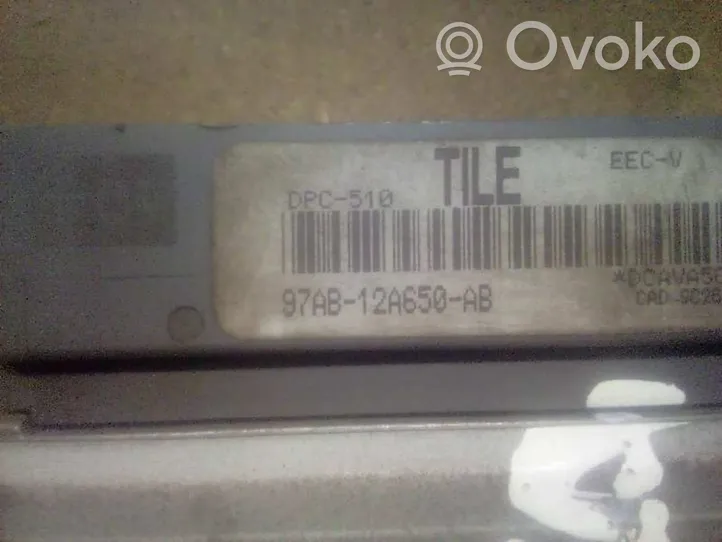 Ford Escort Calculateur moteur ECU 97AB12A650AB