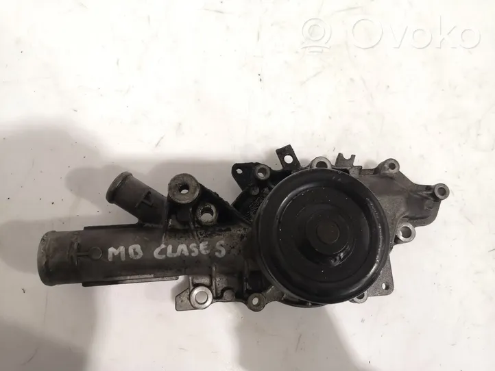 Mercedes-Benz C W203 Pompe de circulation d'eau 6112010310