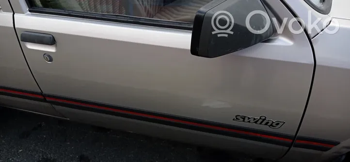 Opel Corsa A Elektryczne lusterko boczne drzwi przednich 