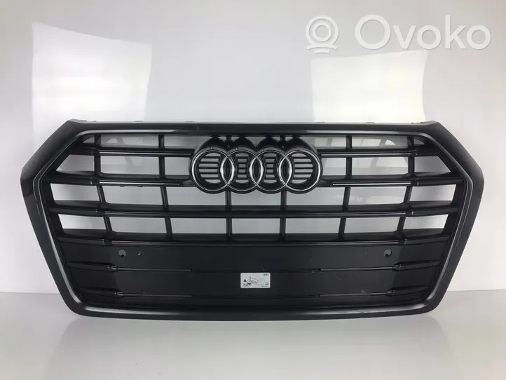 Audi Q5 SQ5 Maskownica / Grill / Atrapa górna chłodnicy 80A853651C
