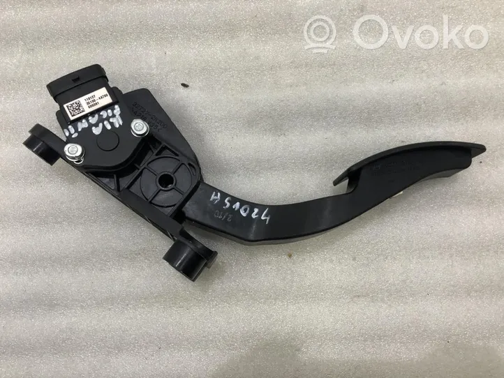 KIA Picanto Accelerator throttle pedal 