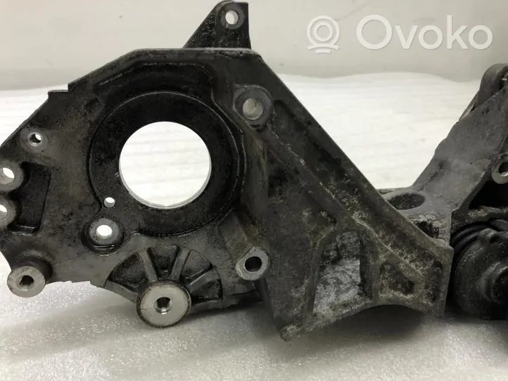 Audi A5 8T 8F Support de générateur / alternateur 