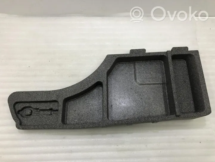 Ford Mondeo MK IV Rivestimento vano della ruota di scorta 7S71N11168