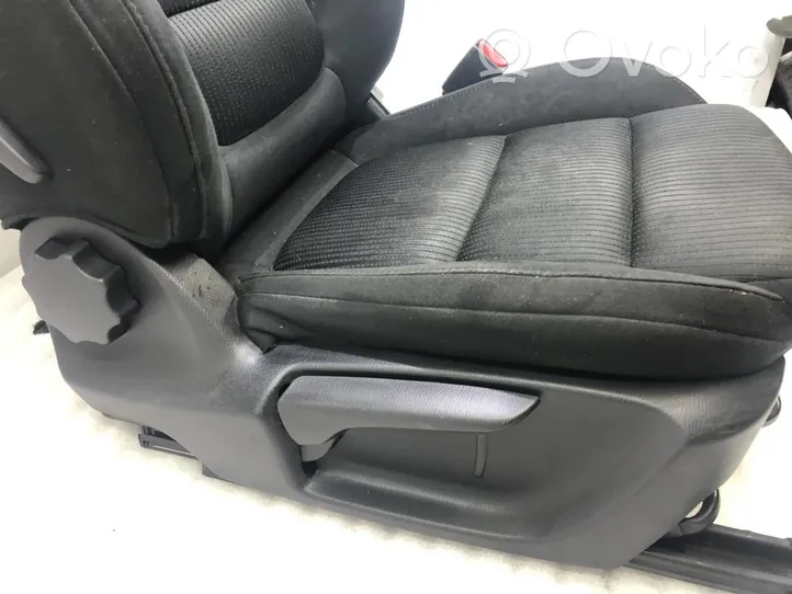 Mazda 6 Fotel przedni pasażera FOTEL