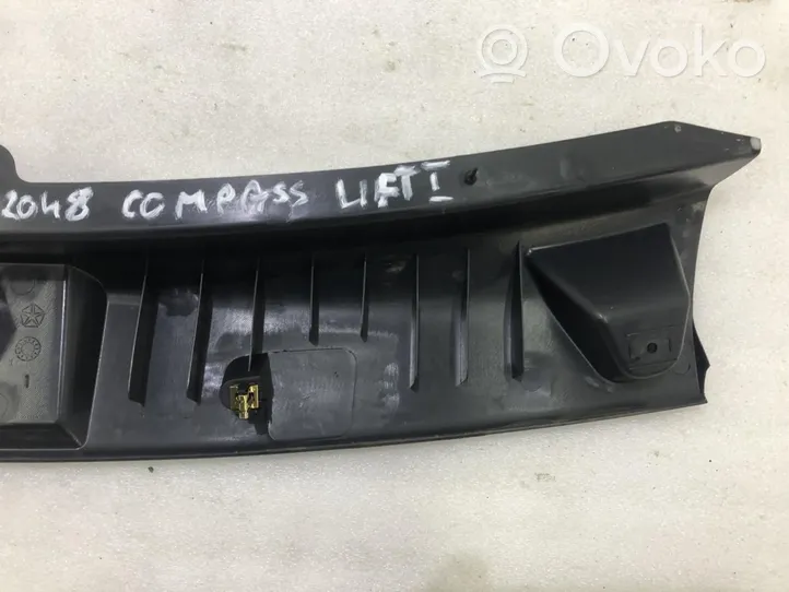 Jeep Compass Support de plage arrière 