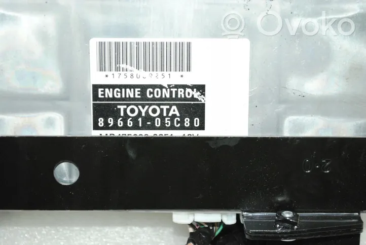 Toyota Avensis T250 Komputer / Sterownik ECU silnika 89661-05C80