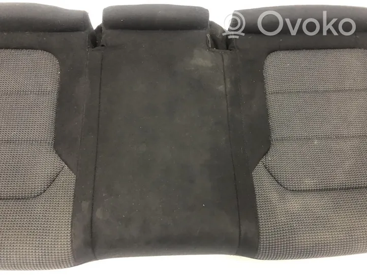 Volkswagen PASSAT B7 Rear seat 