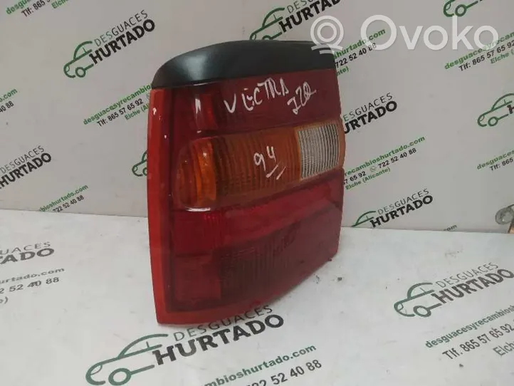 Opel Vectra A Lampa tylna 