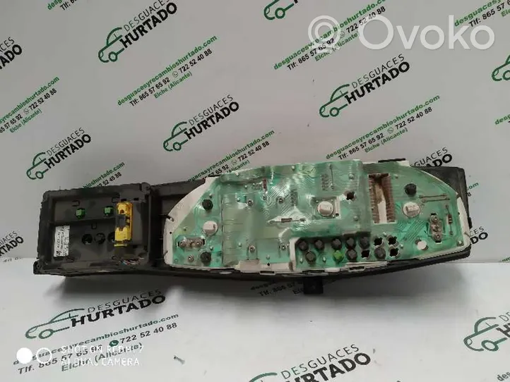 Opel Omega B1 Tachimetro (quadro strumenti) 87001300