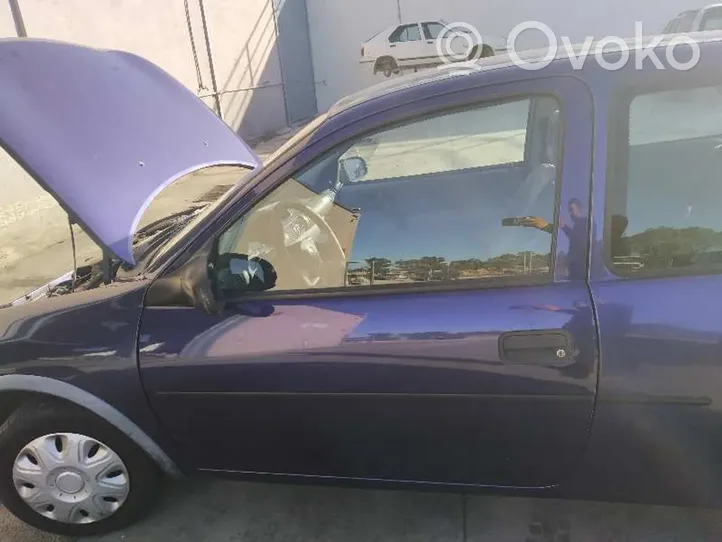 Opel Corsa B Дверь 