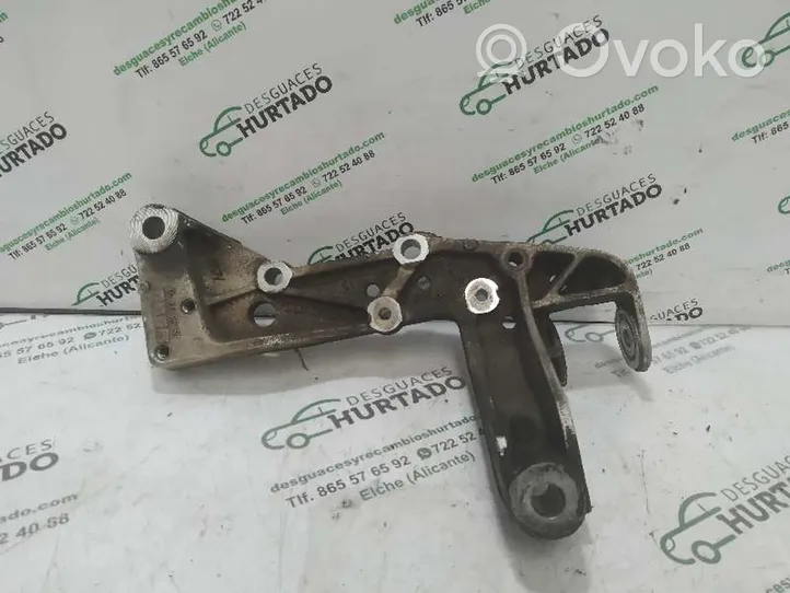 Volkswagen Golf V Supporto di montaggio del motore 1K0199296E