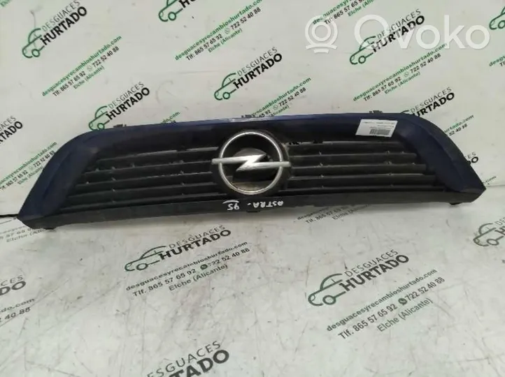 Opel Astra F Grille de calandre avant 90505722