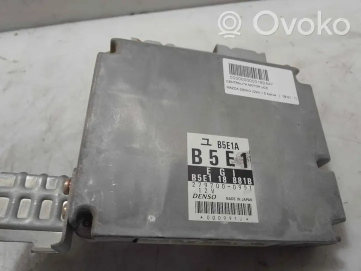 Mazda Demio Calculateur moteur ECU 2797000991