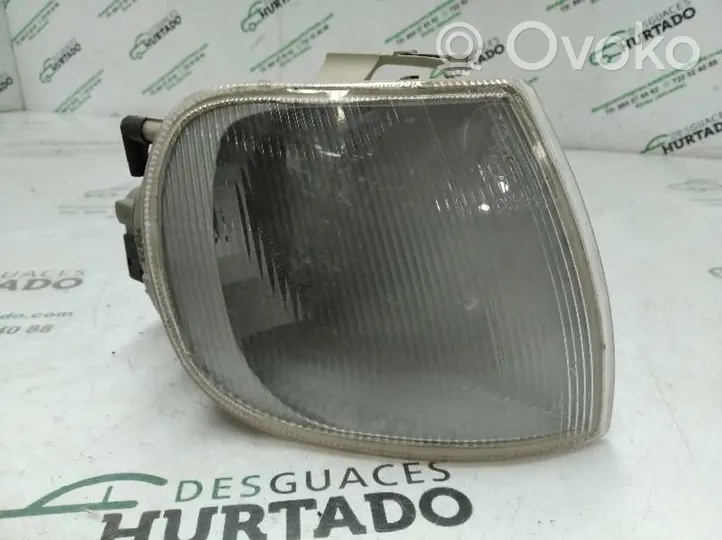 Volkswagen Polo III 6N 6N2 6NF Lampa przednia 6N0953050