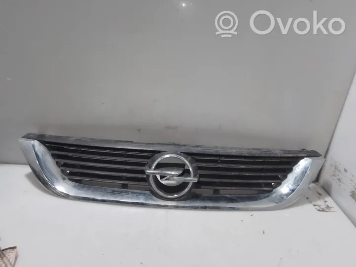 Opel Vectra B Atrapa chłodnicy / Grill 90568226