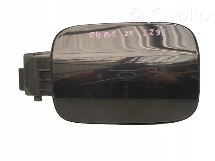 Audi A4 S4 B8 8K Tappo cornice del serbatoio 