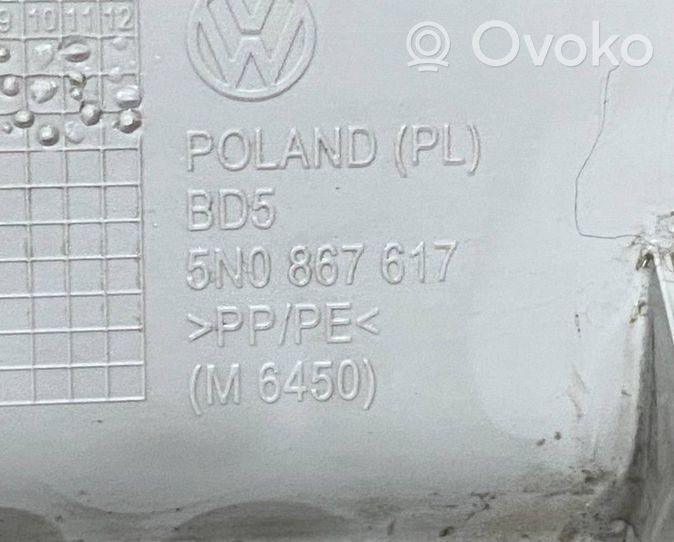 Volkswagen Tiguan Osłona / Listwa podsufitki bagażnika 5N0867617