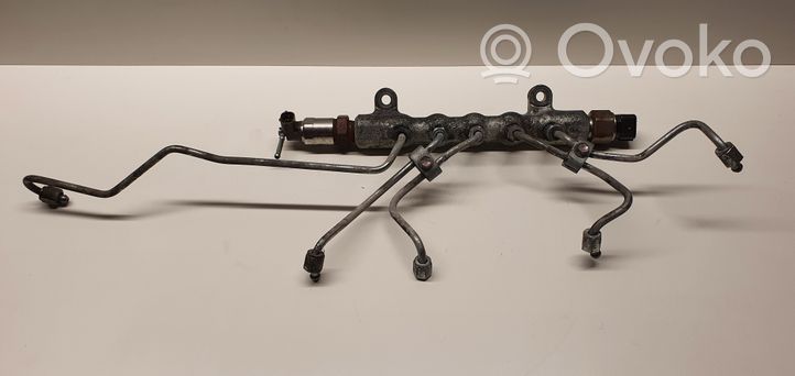 Toyota Corolla Verso AR10 Fuel splitter CH004145