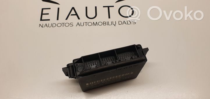 Audi A4 S4 B6 8E 8H Unité de commande, module PDC aide au stationnement 8Z0919283A