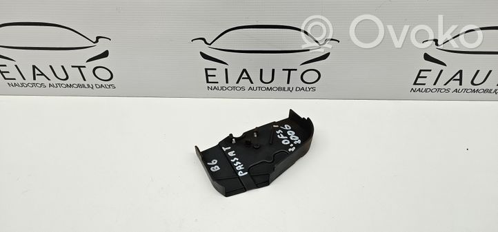 Volkswagen PASSAT B6 Altra parte del motore 06A103340