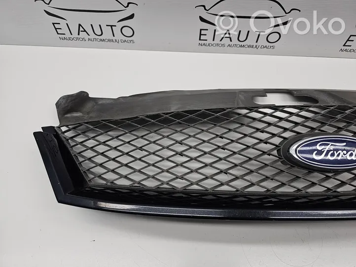 Ford Mondeo Mk III Maskownica / Grill / Atrapa górna chłodnicy 1S7X8A100A