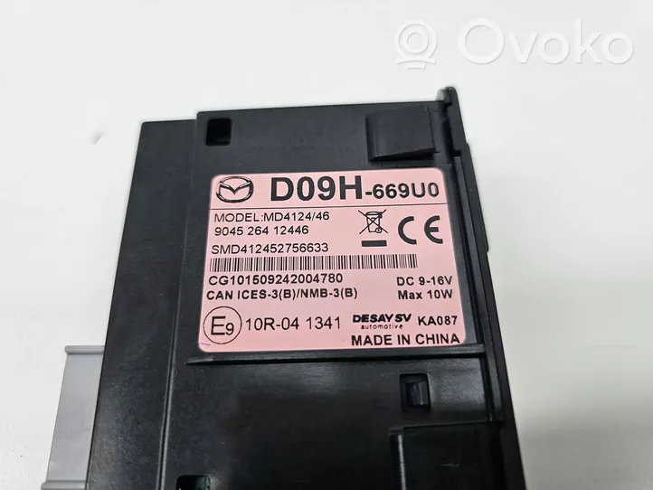 Mazda 6 Connecteur/prise USB D09H669U0