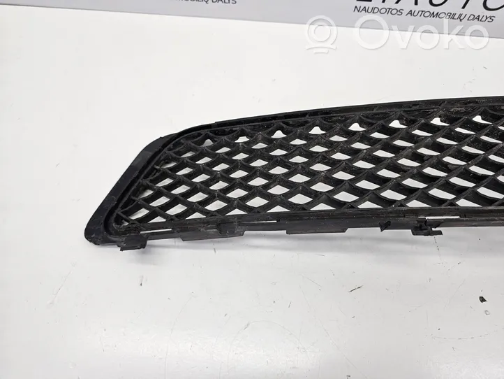 Mercedes-Benz E W212 Front bumper lower grill A2128850523