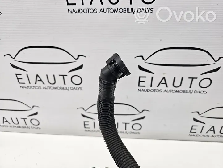 Audi A6 S6 C6 4F Turbo air intake inlet pipe/hose 4F0129615E