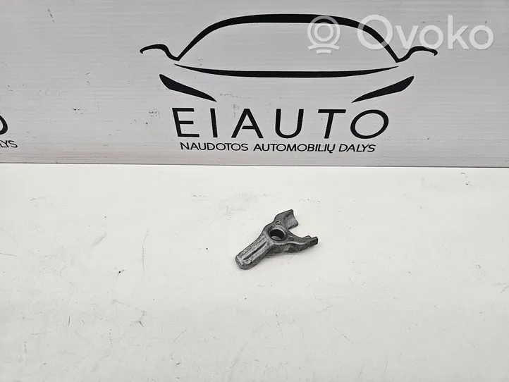 BMW 3 E90 E91 Fuel Injector clamp holder 