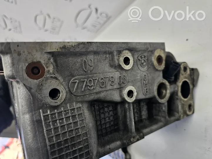 BMW 3 E90 E91 Engine head 7797678