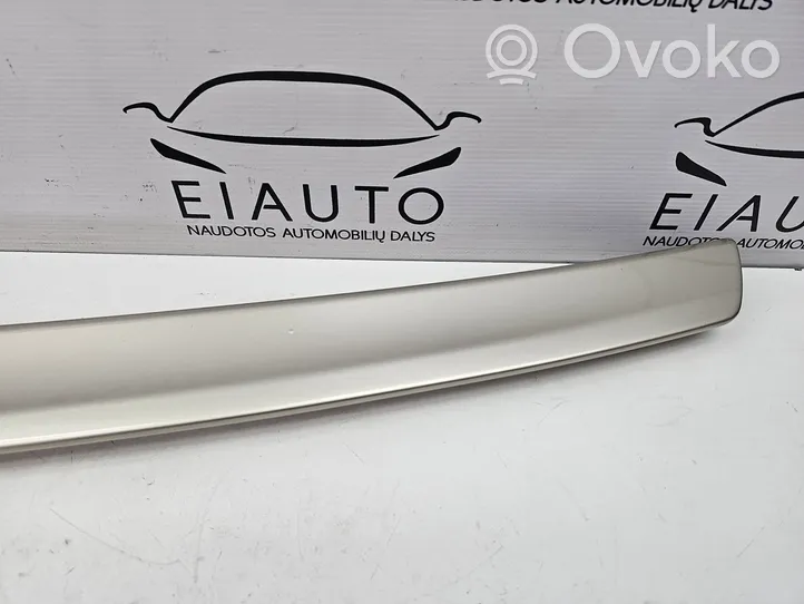 Mercedes-Benz E W212 Spoiler del portellone posteriore/bagagliaio BZ05212010