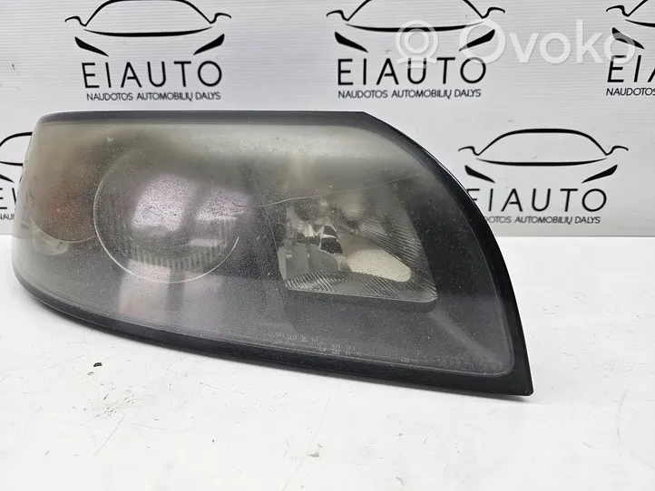 Volvo V50 Headlight/headlamp 30698880